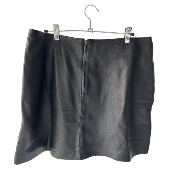 Genuine Leather French Mini Skirt - Picture 6 of 9